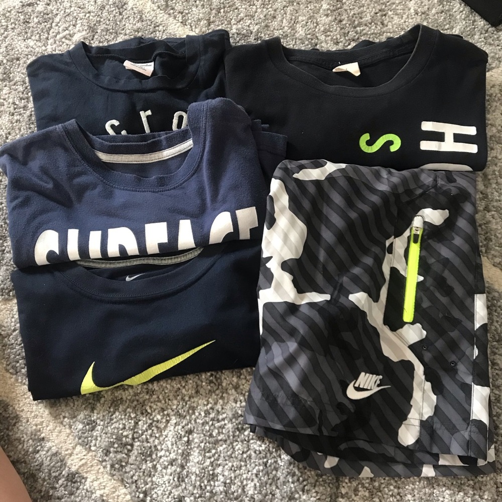 Nike and Hollister Size Medium Bundle
